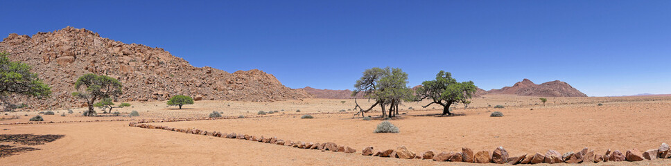 Fototapeta na wymiar Campingplatz im Namib Rand Naturschutzgebiet