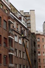 Working at height in a facade