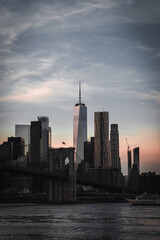 Fototapeta premium Freedom Tower with Brooklyn Bridge.