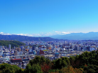 愛媛県松山総合公園より望む松山市の街並み