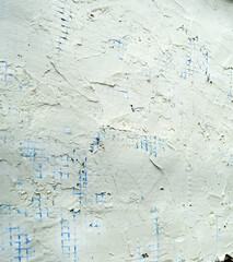 Muro de ladrillo enfoscado con mortero de cemento blanco y reforzado con malla de fibra de vidrio