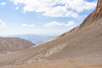 Aladaglar is the holy place of mountaineers. Demirkazık Mountain, Yedigöller, Climbing tracks.