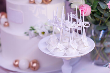 favor, baptism, pop, wedding, cupcake, ball, treat, lollipop, stick, ornate, party, vertical, frosting, white, birthday, bride, groom, buffet, butterfly, mix, multi, silver, birthday cake, boy, happy 