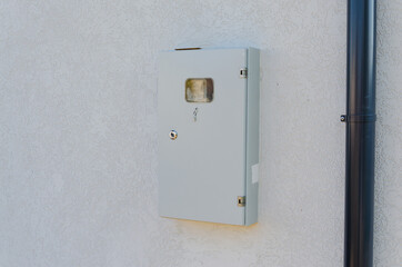 Installation of electric shield with circuit breakers and sockets
