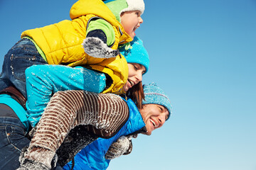 portrait of a happy happy family in the winter - 472500606