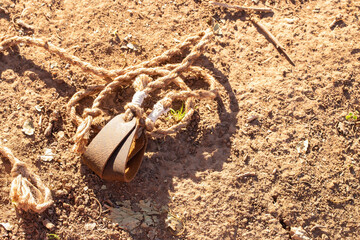 A Classic Style Sling in the Dirt