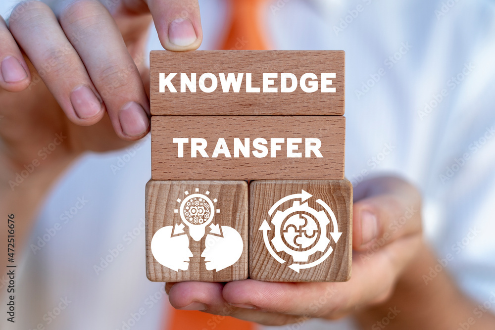 Poster concept of knowledge transfer. ideas sharing. information transferring and skill teaching.