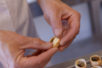 escargot fourré à la crème