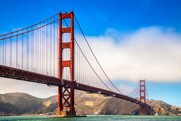 Fototapeta na wymiar Golden Gate Bridge in San Francisco