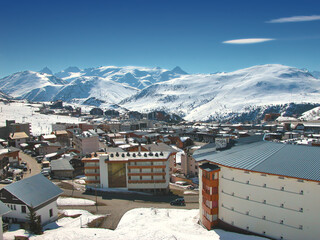 Obraz na płótnie Canvas Alpe d'Huez Ski Resort, France - winter time.