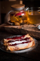 pancakes with jam