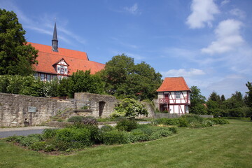 Fototapeta na wymiar Stadtmaueransicht in Duderstadt