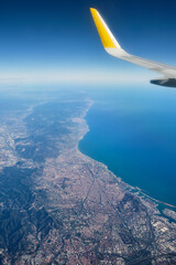 Toma aérea de Barcelona, desde el avión