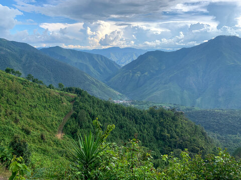 Guatemala, Coban, Quiche, Alta Verapaz, mountain, landscape, nature, sky, mountains, summer, alps, forest, panorama, green, travel, clouds, view, hill, trees, valley, snow, tree, hiking, peak, grass, 