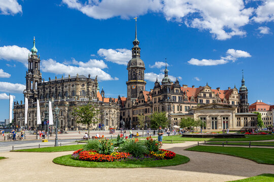 Blick auf Dresdens Sehensw&uuml;rdigkeiten im Zentrum der Stadt.