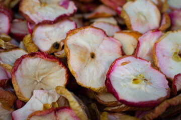 Jabłka, Suche jabłka, suszone Jabłka w plasterkach, apple,  dried apples, dried apples in slices