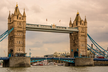 Fototapeta na wymiar Tower Bridge over the River Thames, London, England.