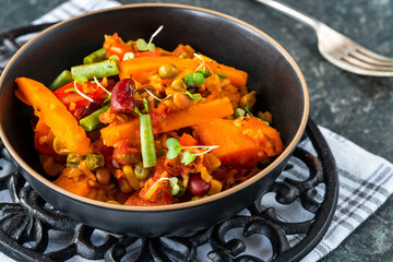 Smoky vegan vegetable jambalaya