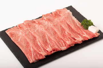 牛肩ロースすき焼き肉　(国産黒毛和牛)