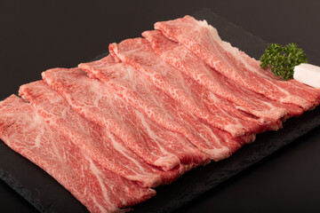 すき焼き肉　(国産黒毛和牛)