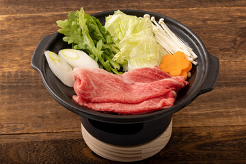牛すきやき鍋　(一人用)