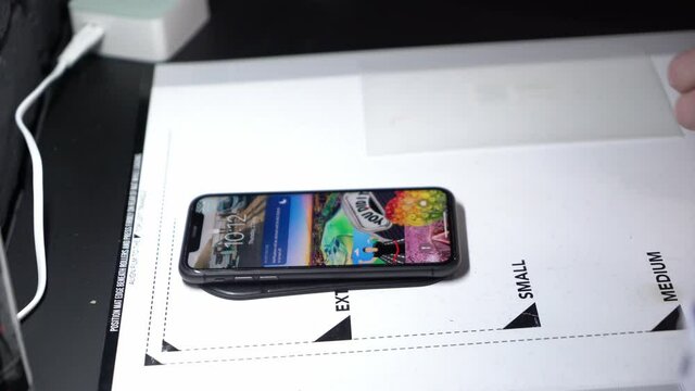 Taking screen protector off phone and cleaning it