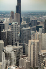 Obraz na płótnie Canvas Street photo of Chicago with clear skies and buildings