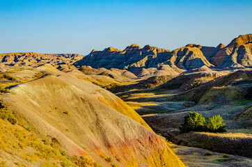 USA, South Dakota, Badlands National Park, yellow mounds from overlook