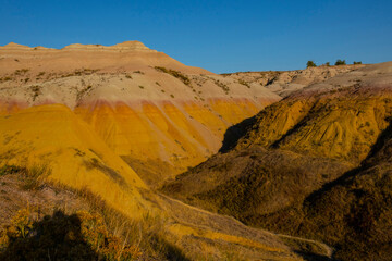 USA, South Dakota, Badlands National Park, yellow mounds from overlook