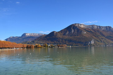 Alrededor lago Annecy