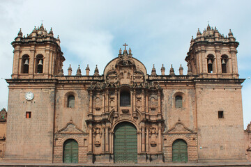 Fototapeta na wymiar Iglesia Catolica Catedral Cusco Peru 