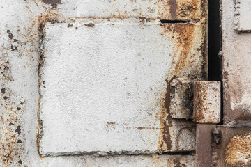 Old door installation system welded point hinge, dirty iron worn plates
