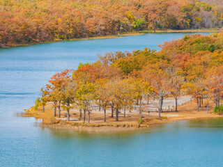 Obraz premium High angle view of the beautiful landscape of Lake Murray State Park