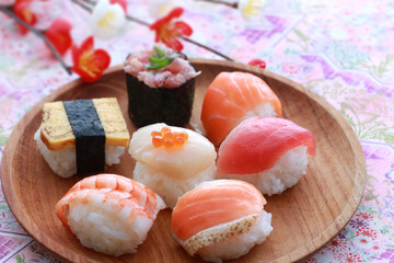 お祝いや行楽に食べる手まり寿司
