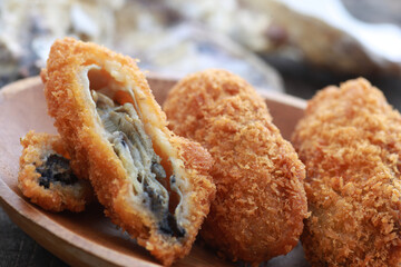 タルタルソースと牡蠣フライ