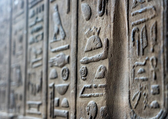 Hieroglyph