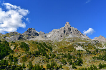 Fototapeta na wymiar Mountain landscape in autumn colors. Névache Valley. Briancon.