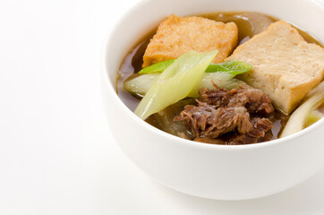 牛スジの煮込み