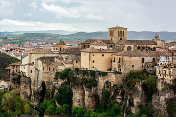 Fototapeta na wymiar Vista de la ciudad de Cuenca