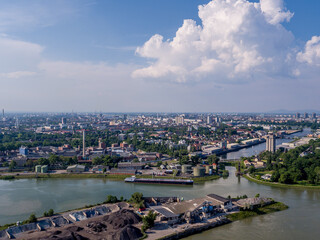 Ludwigshafen am Rhein Wasser Fluss Industriestadt Parkinsel 