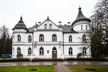 Fototapeta na wymiar The White Castle - music school in Baldone, Latvia