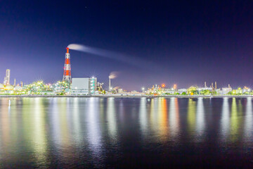 四日市の工場夜景
