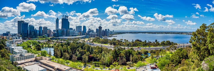 View of the Swan river and Perth City in Western Australia - obrazy, fototapety, plakaty
