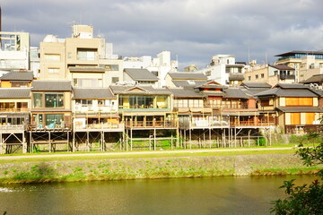 京都 先斗町	鴨川