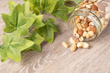 ダイエット食として摂るミックスナッツ