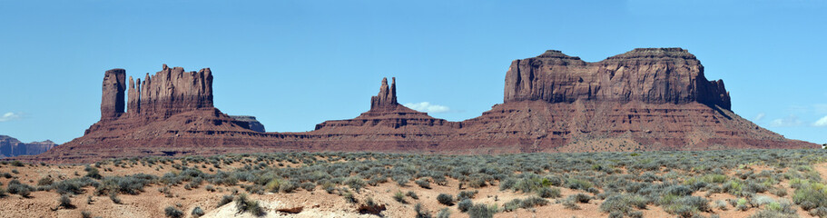 Fototapeta na wymiar Classic Arizona Landscape near Monument Valley