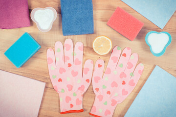 Accessories and natural detergents for cleaning surfaces and rooms at home