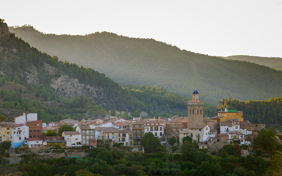 Vista de la población de Puebla de Arenoso, en la provincia de Castellón. Comunidad Valenciana. España. Europa