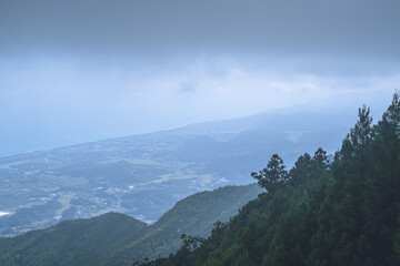三重県熊野 紀伊の山の展望台から七里御浜を見おろす絶景