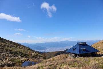 Fototapeta na wymiar 10月下旬（秋） 鉢伏山荘付近から塩尻市方面を望む 長野県
